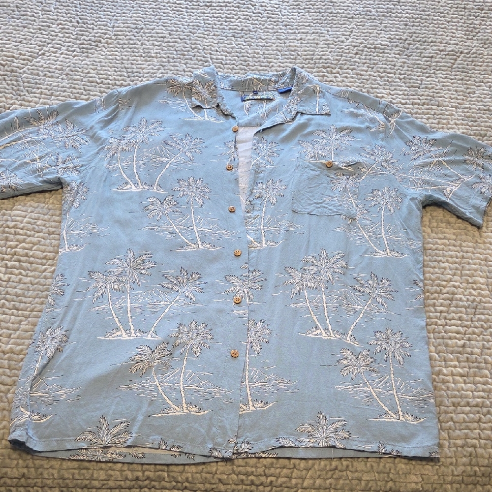 Men's Light Blue Palm-Print Short Sleeve Shirt